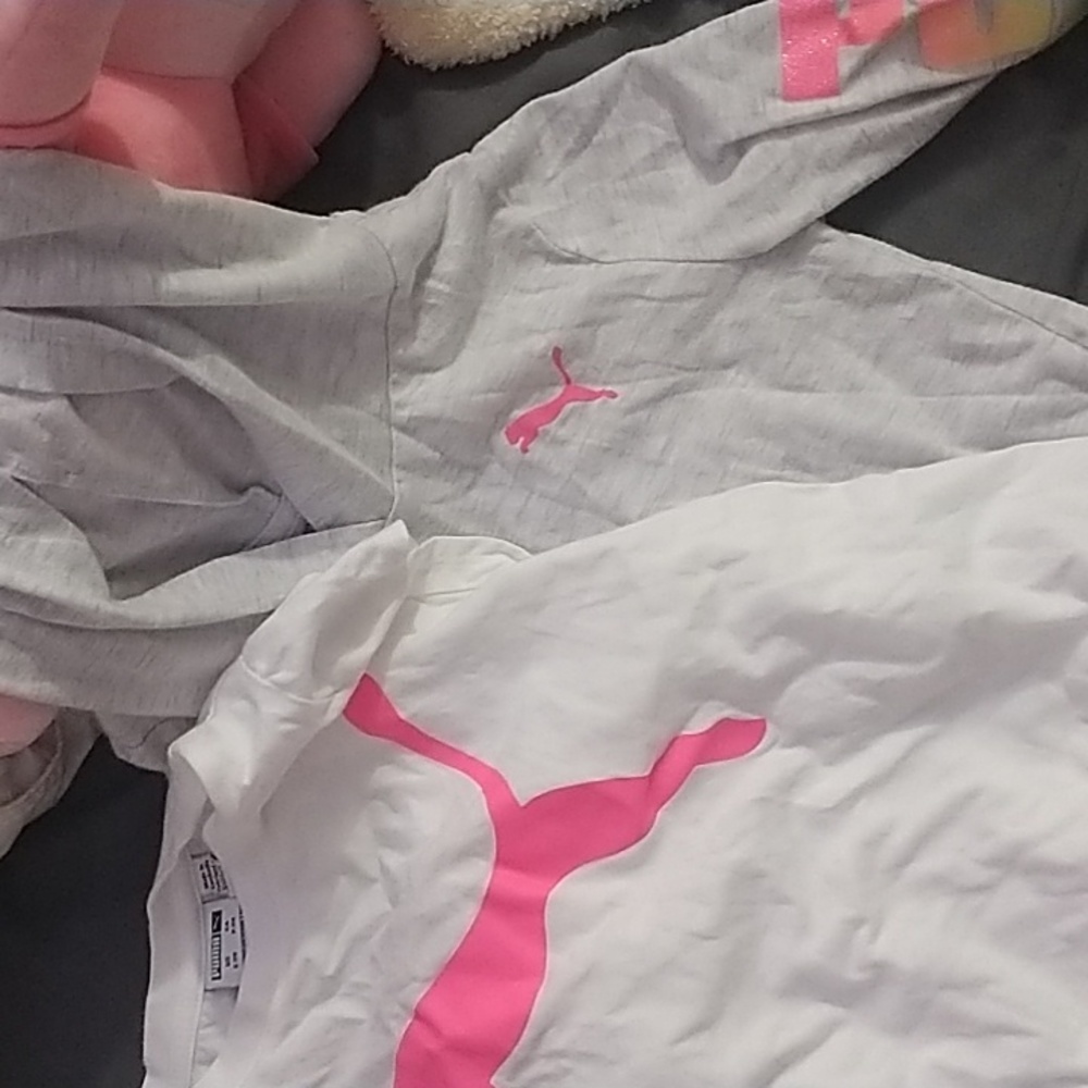 New never used Girls Puma shirt set and Sherpa sweater size M(8/10)